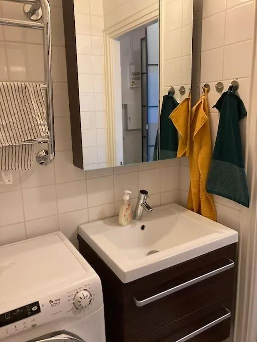 Scenic Apartment Close To Nature In هلسنكي فنلندا